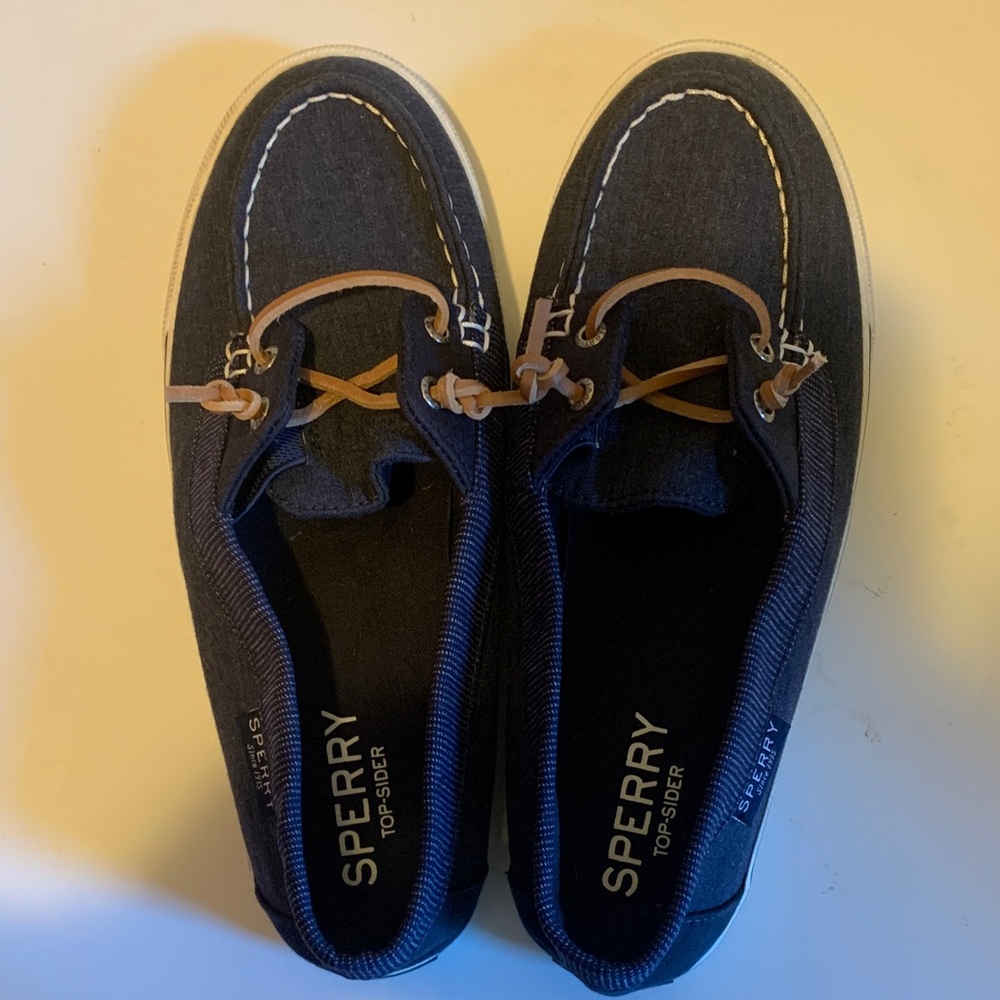 Sperry Women’s Dark Blue Boat Shoes